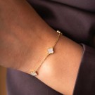 Pan Jewelry - Kløver Armbånd i forgylt sølv med perlemor thumbnail