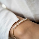 Pan Jewelry - Armbånd i forgylt sølv med ferskvannsperler thumbnail
