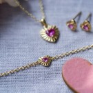 Prins & Prinsesse - Armbånd i sølv med rosa zirkonia hjerte thumbnail