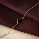 Pan Jewelry - Kløver Armbånd i forgylt sølv med sort sten thumbnail