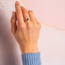 Pan Jewelry - GLAM Ring i forgylt sølv med blå stener thumbnail