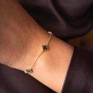 Pan Jewelry - Kløver Armbånd i forgylt sølv med grå perlemor thumbnail