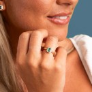 Pan Jewelry - Ring i forgylt sølv med grønn zirkonia thumbnail