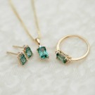 Pan Jewelry - Smykke i gull med grønn spinell thumbnail