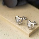 Pan Jewelry - Øredobber i sølv med zirkonia hjerte thumbnail