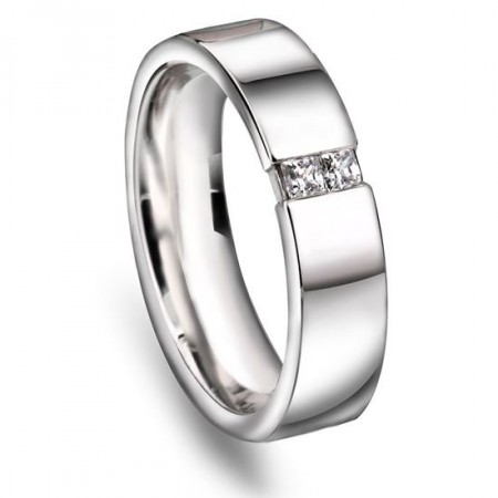 Moments by Pan Jewelry - Giftering i hvitt gull med dia. 0,10ct WSI, 5mm